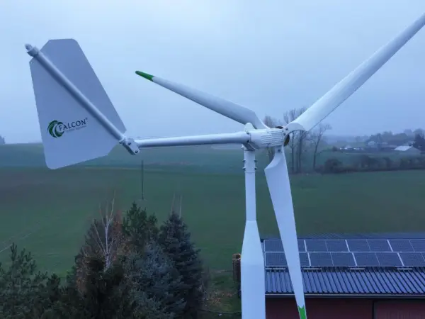 Ile kosztuje postawienie elektrowni wiatrowej? Zaskakujące wydatki i oszczędności