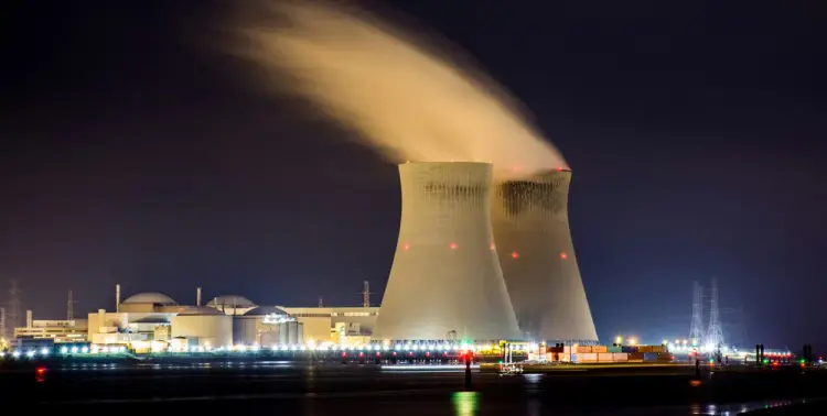 Co to elektrownia atomowa i jak wpływa na przyszłość energii?